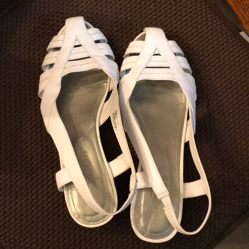 Classic Elements  White sandals